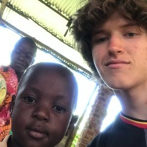 Meet your Posher, Ethan